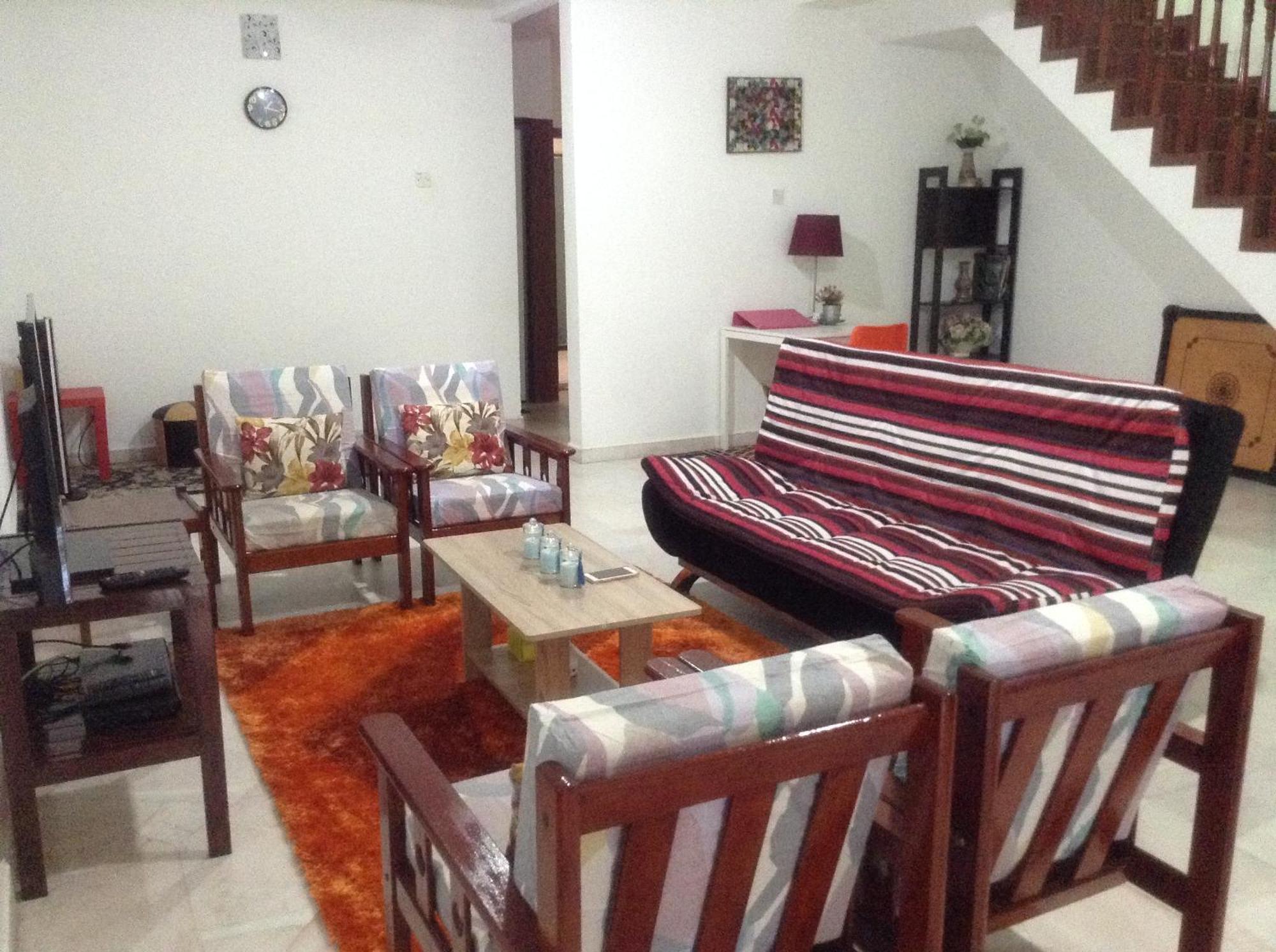Rb Double Storey Bandar Tasik Selatan Homestay クアラルンプール エクステリア 写真